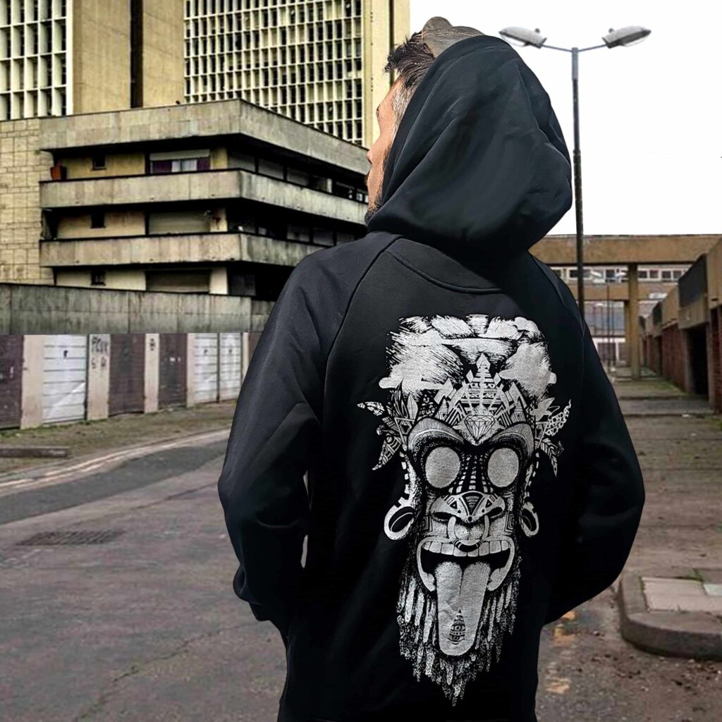 sweat noir | singe blanc